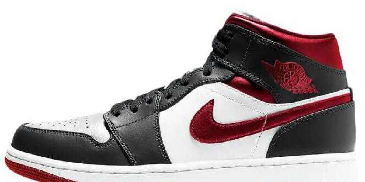 Air Jordan 1 Mid Metallic Red 554724-122 is Best Release this Monday