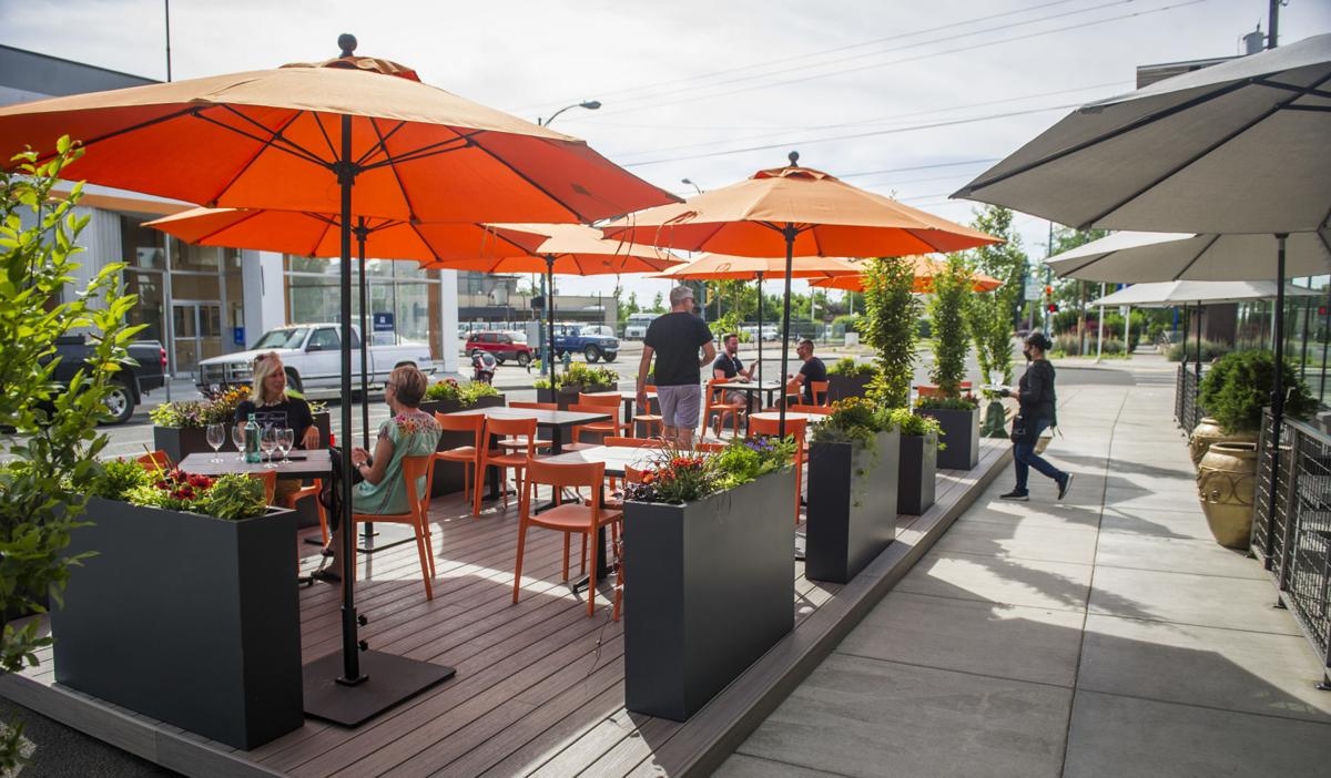 Top 10 Outdoor Restaurant Furniture Suppliers in LA, USA - XuzPost