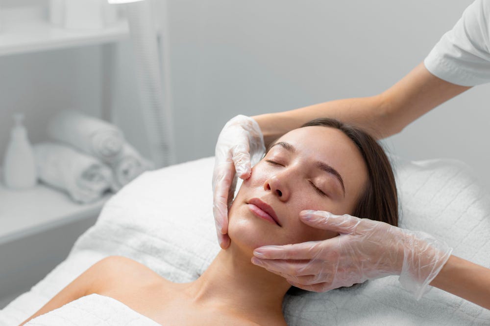 What are the Best Beauty Treatments in Auckland, New Zealand | by Embreis Beauty in auckland | May, 2024 | Medium